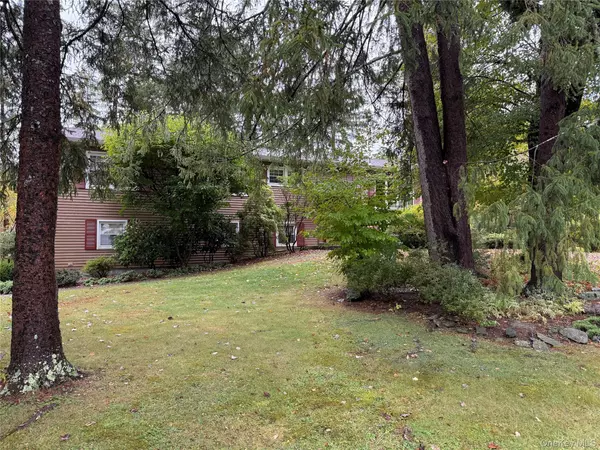 Hyde Park, NY 12538,34 Lawrence RD