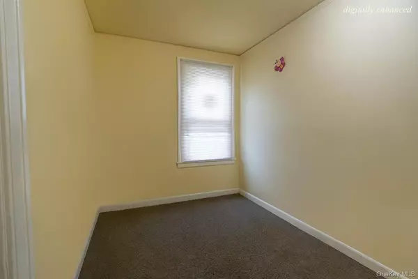 Flushing, NY 11358,162-19 Laburnum AVE