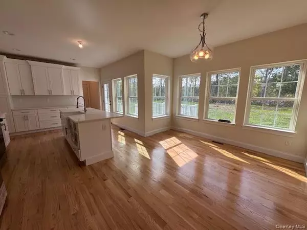 Cornwall, NY 12553,8 Jefferson AVE