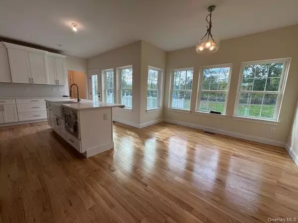 Cornwall, NY 12553,8 Jefferson AVE