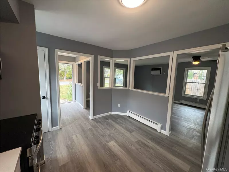 180 Main AVE, Mastic, NY 11950