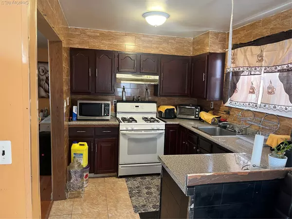 Bronx, NY 10466,4070 Bruner AVE