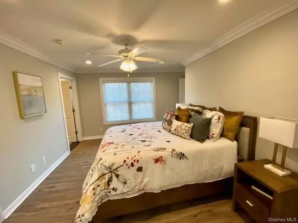 Farmingville, NY 11738,2107 Vista View DR #2107