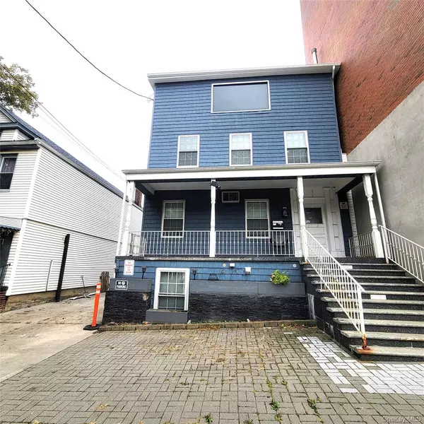 39-73 64 ST, Woodside, NY 11377