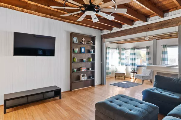 Ocean Beach, NY 11770,597 Bayberry WALK