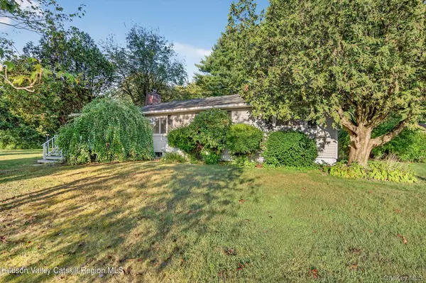 New Paltz, NY 12561,139 N Ohioville RD