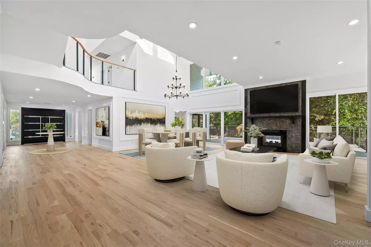 East Islip, NY 11730,3A Lavender LN