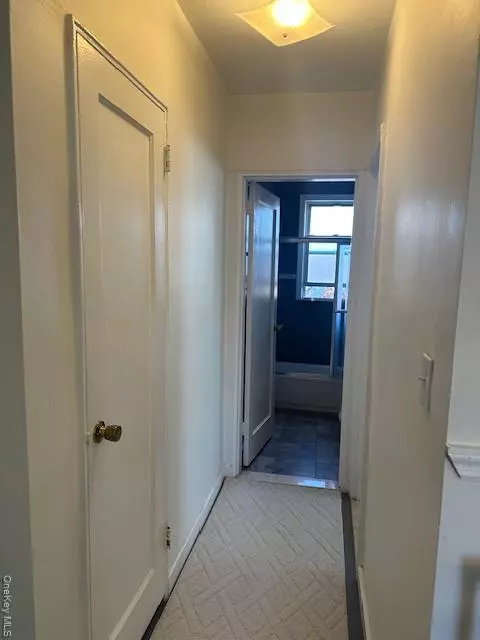 Yonkers, NY 10710,1 Arlington ST #2B