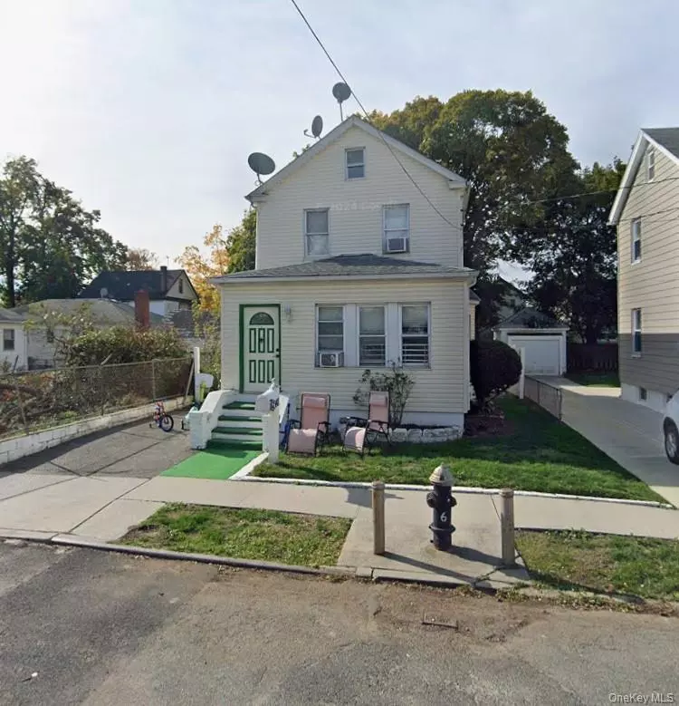 Springfield Gardens, NY 11413,12248 Benton ST