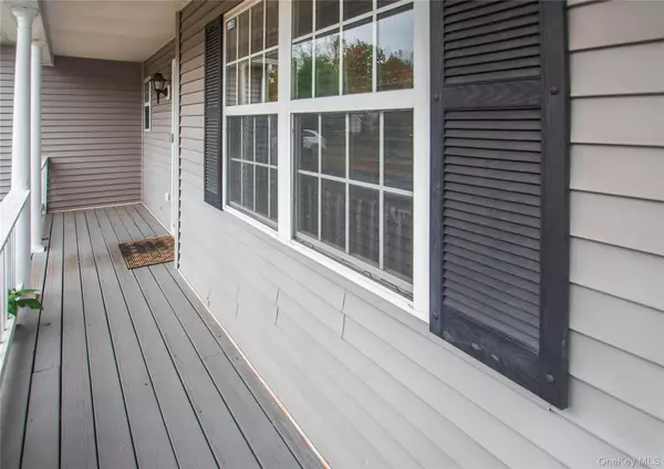 Poughkeepsie, NY 12603,22 Sycamore WAY