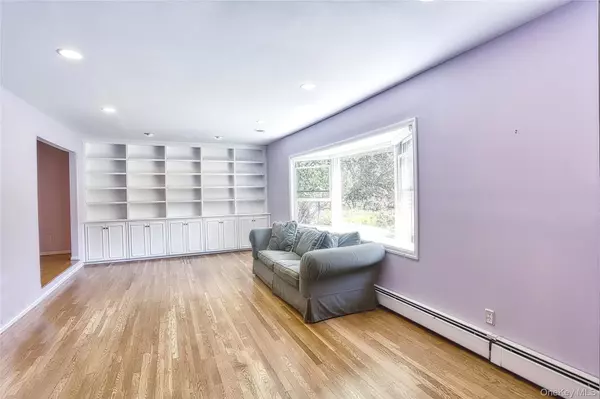 Suffern, NY 10901,121 Smith Hill RD