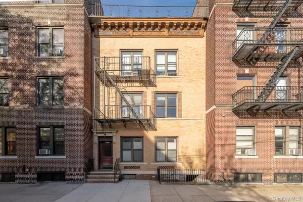 3414 33rd ST, Astoria, NY 11106