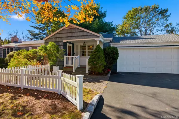 East Patchogue, NY 11772,70 Southern BLVD