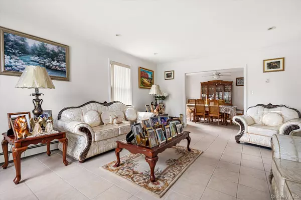 Freeport, NY 11520,247 N Columbus AVE