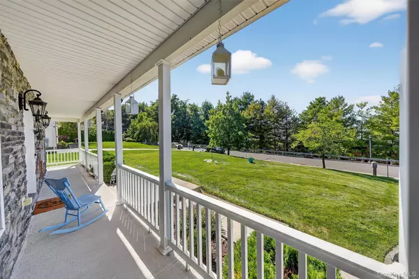 White Plains, NY 10603,6 Clarion DR