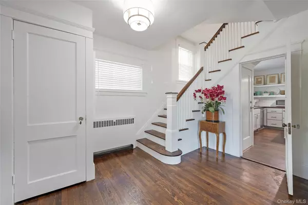 New Rochelle, NY 10804,60 Aberfoyle RD