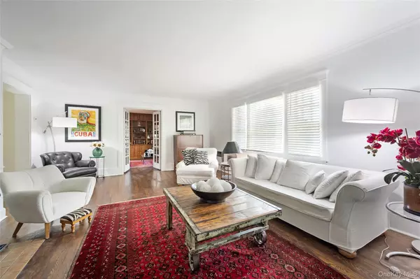 New Rochelle, NY 10804,60 Aberfoyle RD