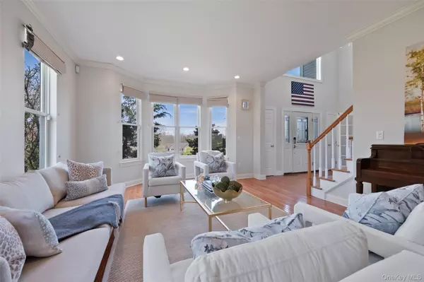 79 Victor DR, Poughkeepsie, NY 12603