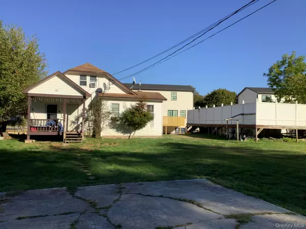 23 york AVE, Monticello, NY 12701