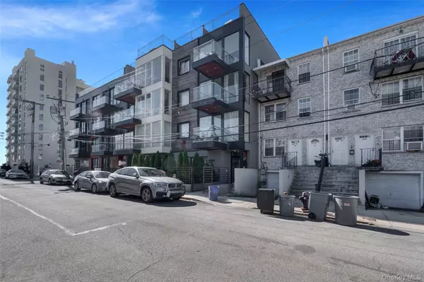 163 Beach 96th ST #2D, Rockaway Beach, NY 11693