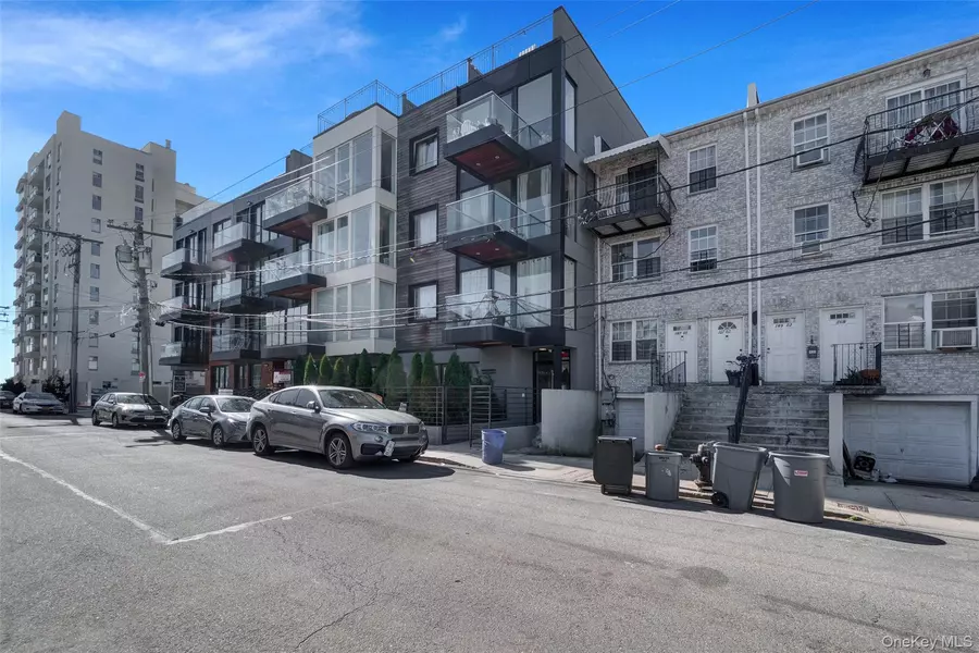 163 Beach 96th ST #2D, Rockaway Beach, NY 11693
