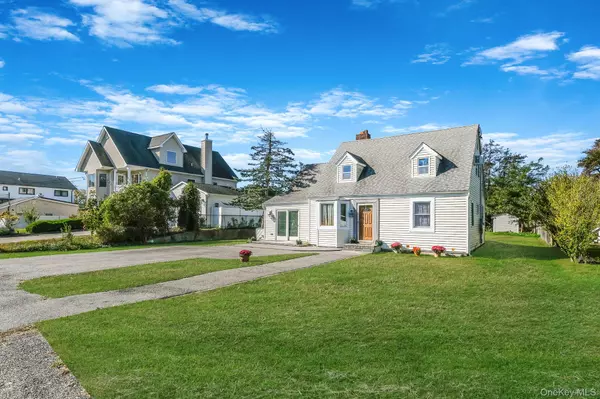 Oakdale, NY 11769,404 Vanderbilt BLVD