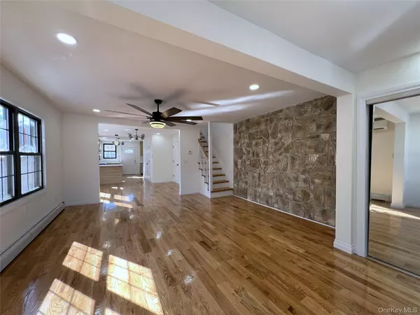 Middle Village, NY 11379,6608 73rd PL
