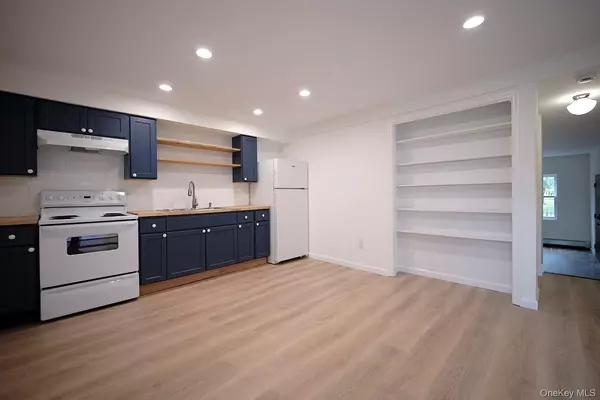 Newburgh, NY 12550,95 Liberty ST #1