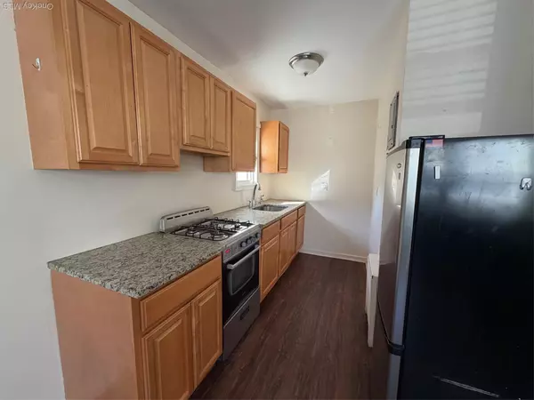 Long Beach, NY 11561,830 E Broadway #201