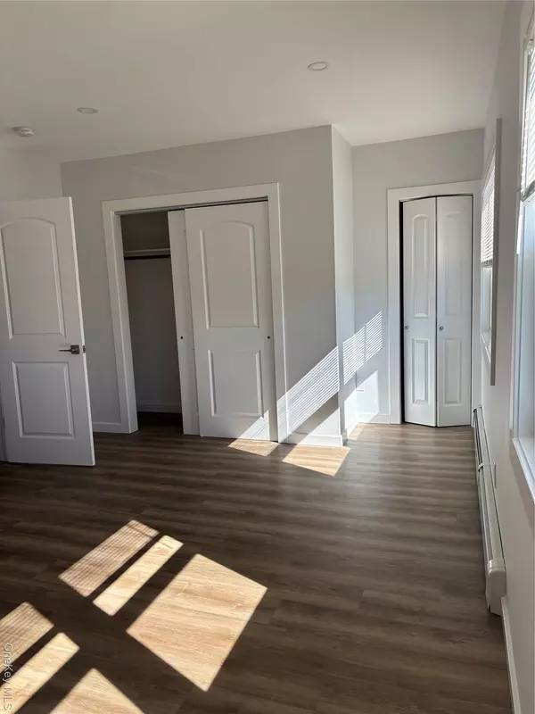 Hicksville, NY 11801,276 W Nicholai ST