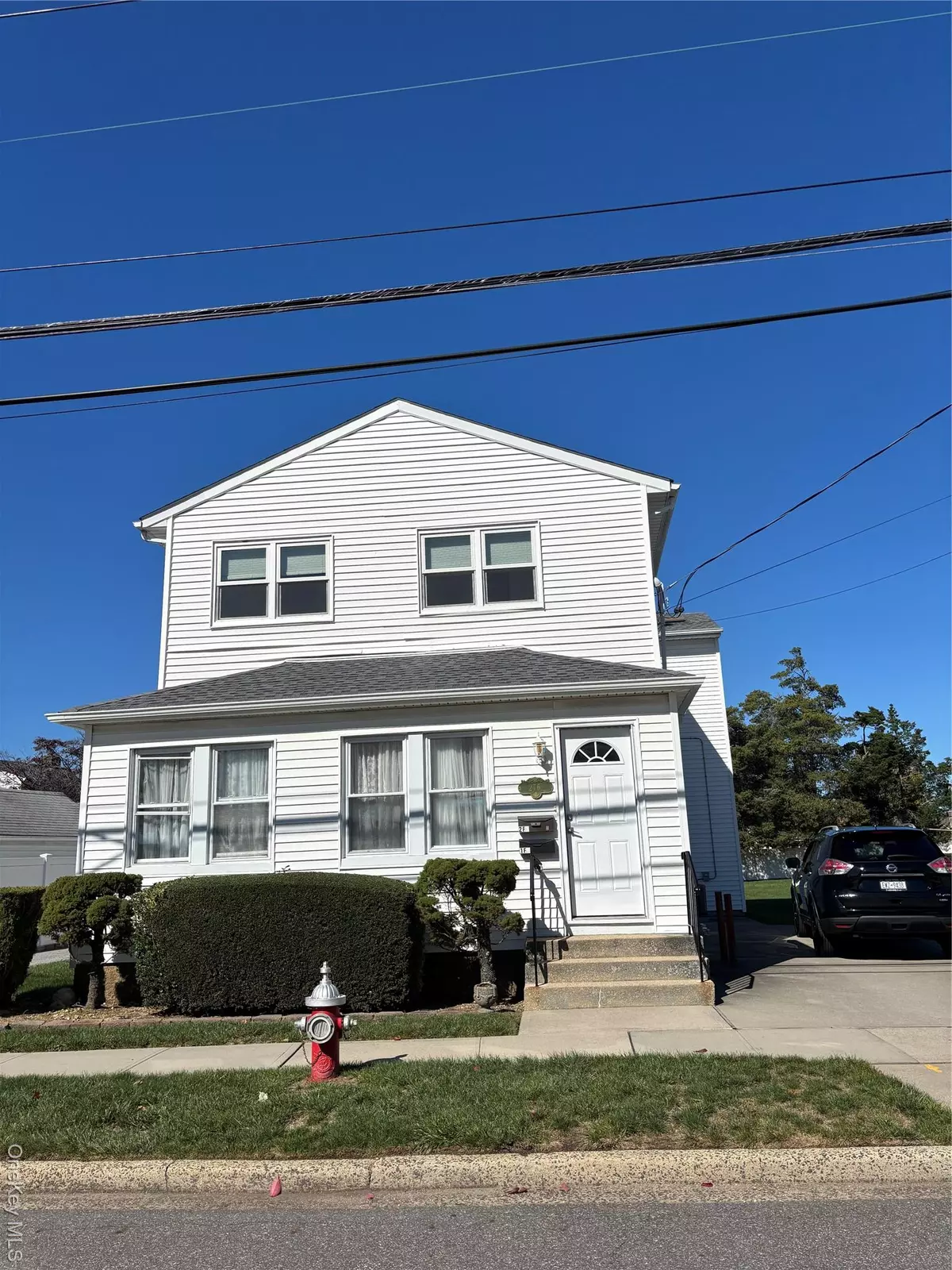 Hicksville, NY 11801,276 W Nicholai ST