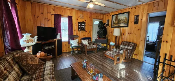 Narrowsburg, NY 12764,87 Parker RD