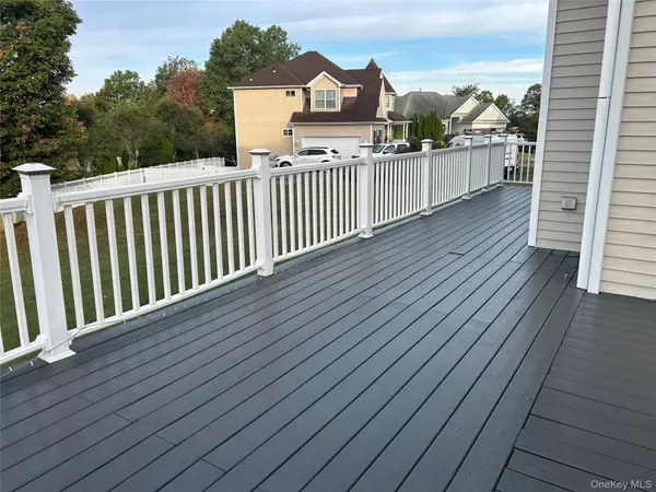 Goshen, NY 10924,5 Bridle CT