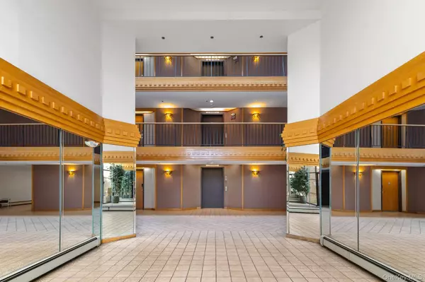 Scarsdale, NY 10583,508 Central Park AVE #5310