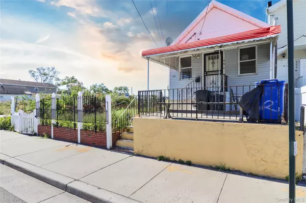 Edgemere, NY 11691,551 Beach 43rd ST