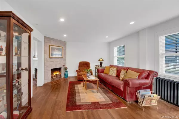 Bronx, NY 10464,211 Bowne ST
