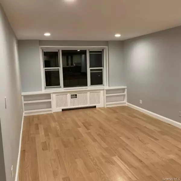 White Plains, NY 10603,16 Lake ST #7G