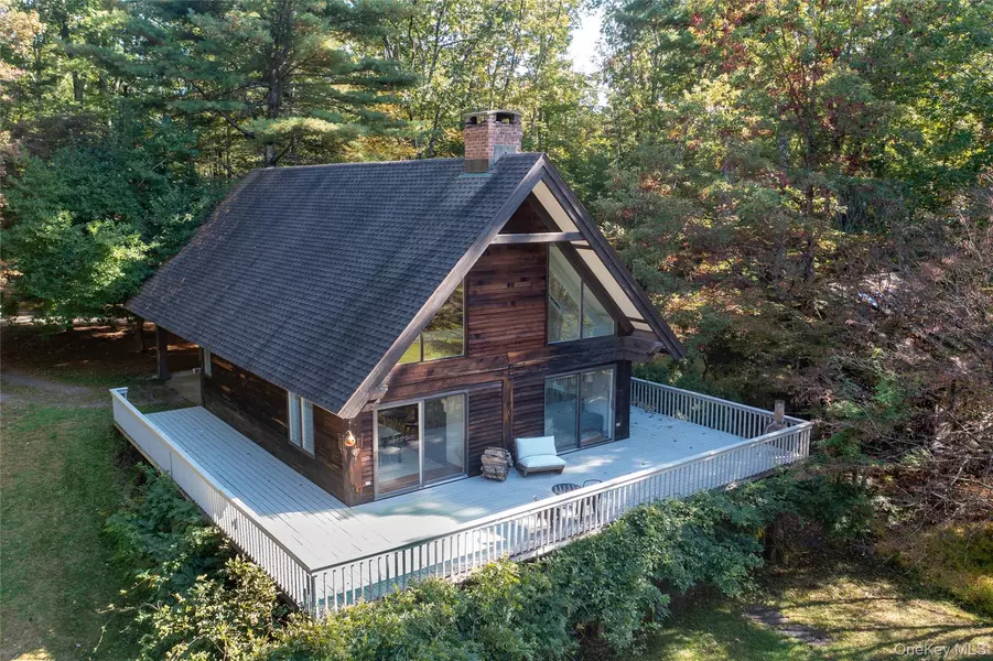 31-35 Hovi LN, Kingston, NY 12401