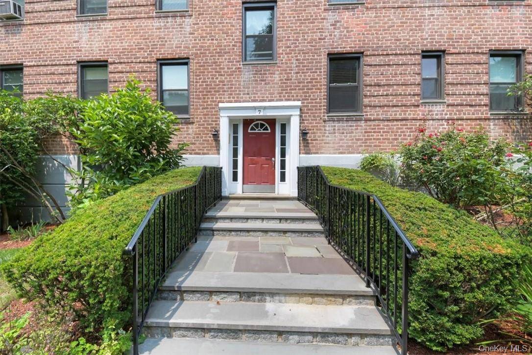 14 S Broadway #7-3A, Irvington, NY 10533