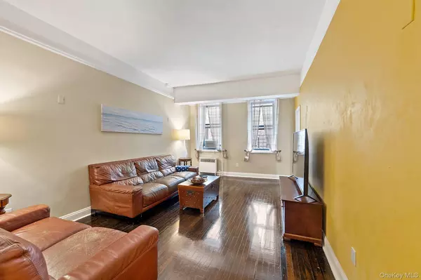 Bronx, NY 10463,3875 Waldo AVE #5M