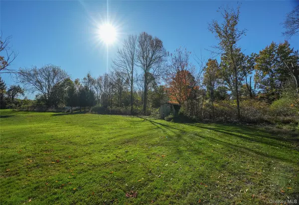 Middletown, NY 10941,390 Hufcut RD