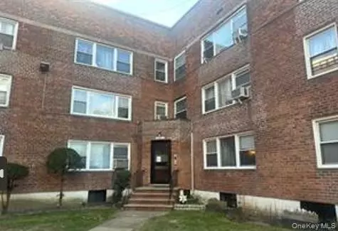 Kew Garden Hills, NY 11367,138-32 68th DR #2B
