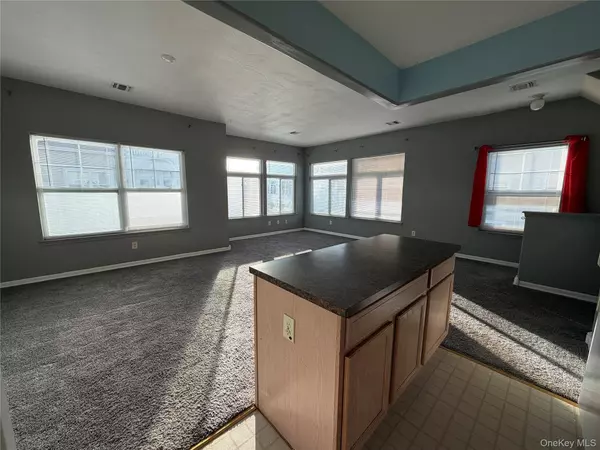 Arverne, NY 11692,244 Beach 77th ST #B