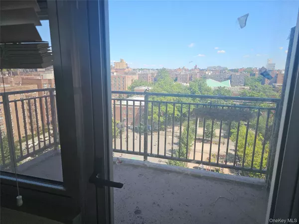 Flushing, NY 11355,41-40 Union ST #10P