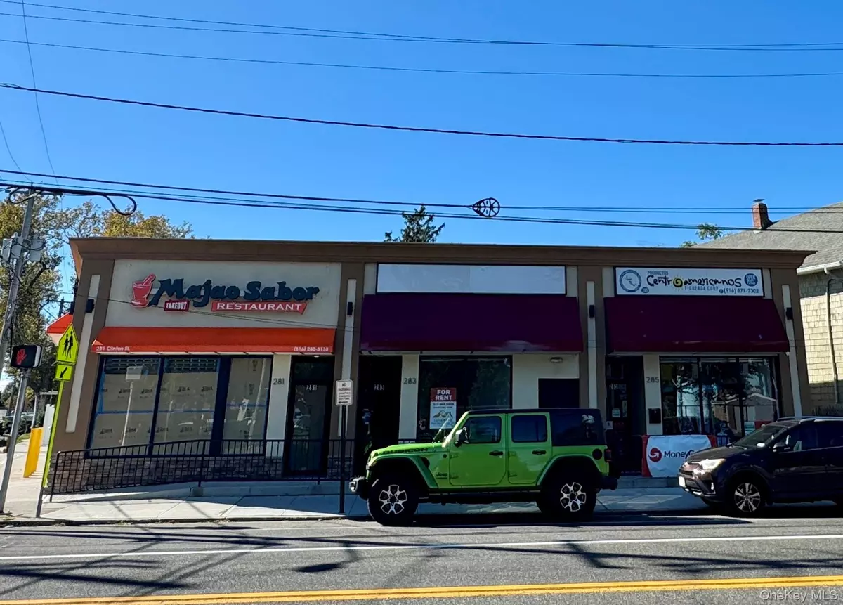 Hempstead, NY 11550,283 Clinton ST