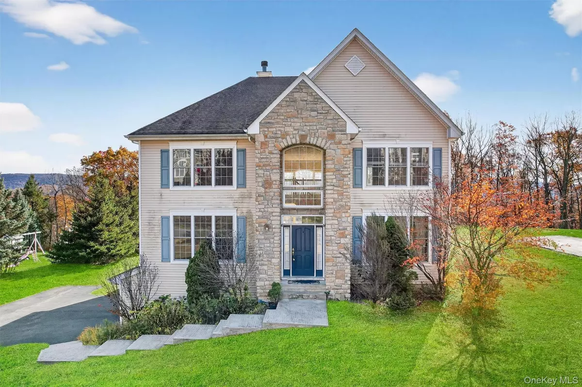 Highland Mills, NY 10930,12 Heather RDG