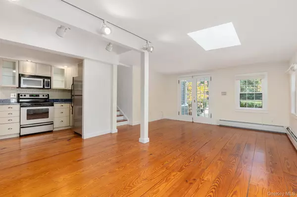 North Salem, NY 10560,744 Titicus RD #B