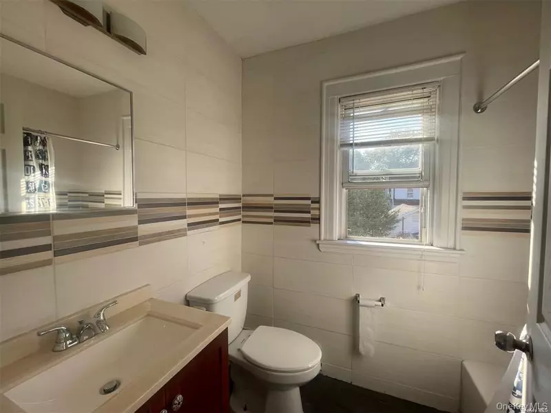 89-08 250th ST, Bellerose, NY 11426