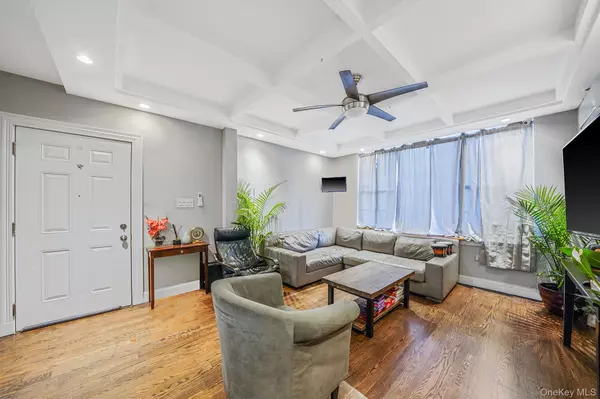 Brooklyn, NY 11208,37 Montauk AVE