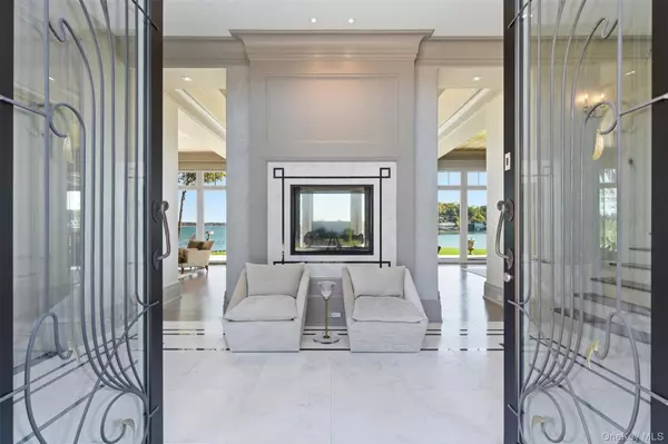 Lloyd Harbor, NY 11743,5 Bouton Point RD